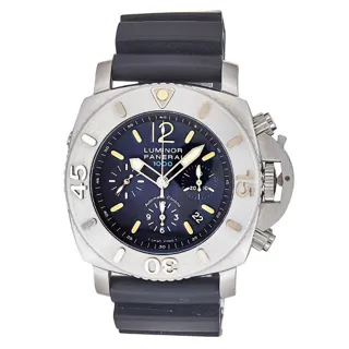 Panerai Luminor Submersible PAM 00187 Stainless steel Black