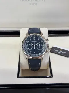 Patek Philippe Chronograph 5172G-001 41mm White gold Blue