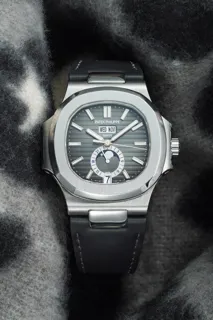 Patek Philippe Nautilus 5726A-001 Stainless steel Black