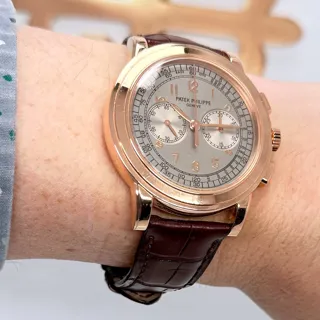 Patek Philippe Chronograph 5070R-001 42mm Rose gold Silver