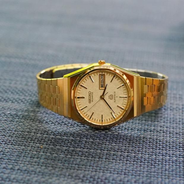 Seiko Superior 9983-7000 Stainless steel Golden 1979 Czech