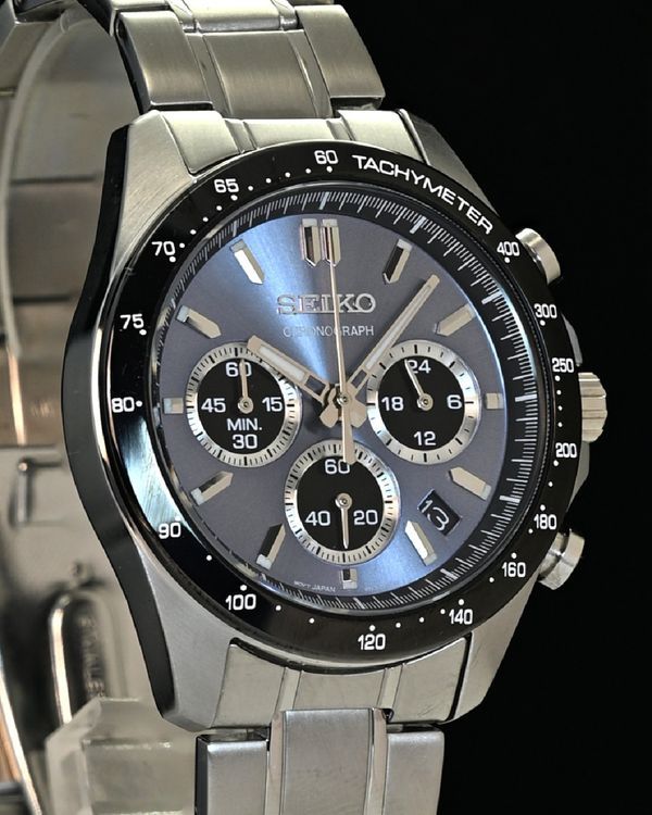 Seiko Spirit Titanium White 1995 | Dealer | EveryWatch