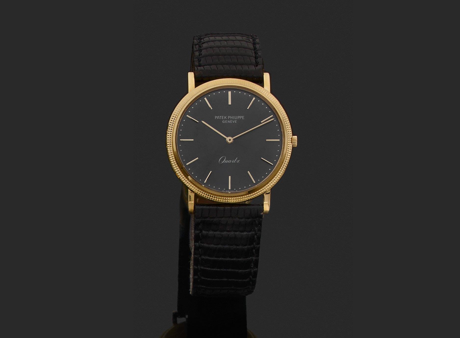 Patek Philippe Calatrava 3744 33mm Yellow gold Blue