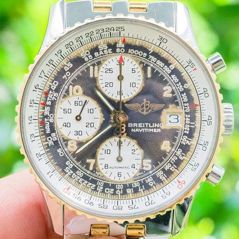 Breitling Navitimer D13022 41.5mm Yellow gold and Stainless steel Black