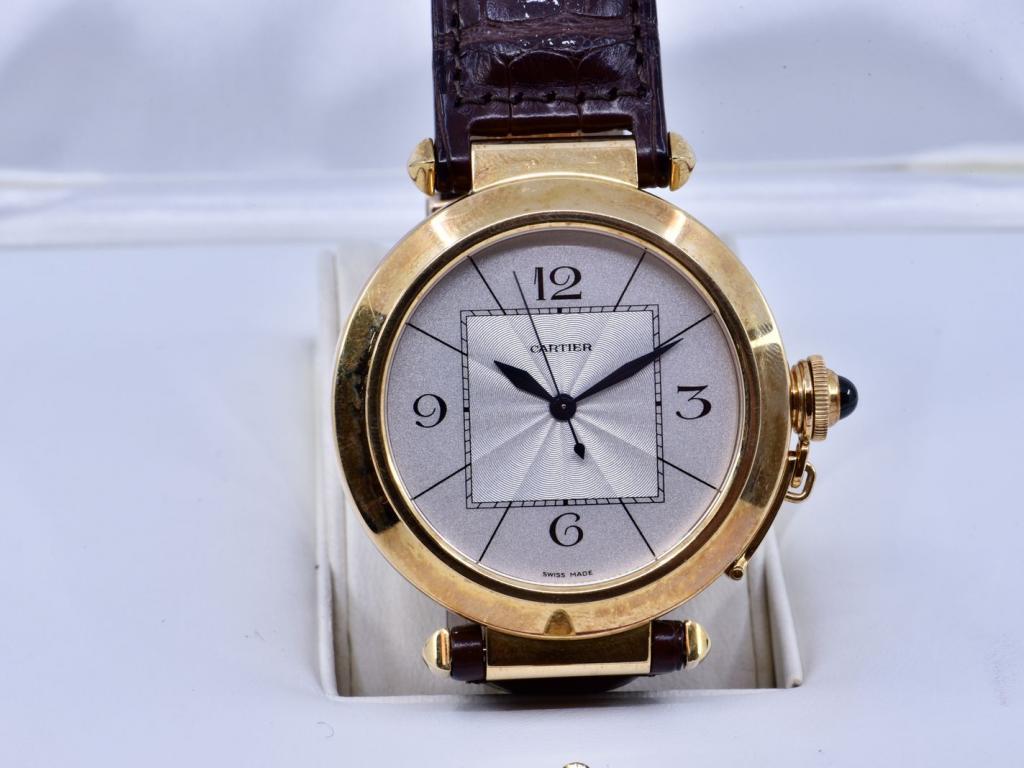 Cartier Pasha 2726 42mm Yellow gold Silver