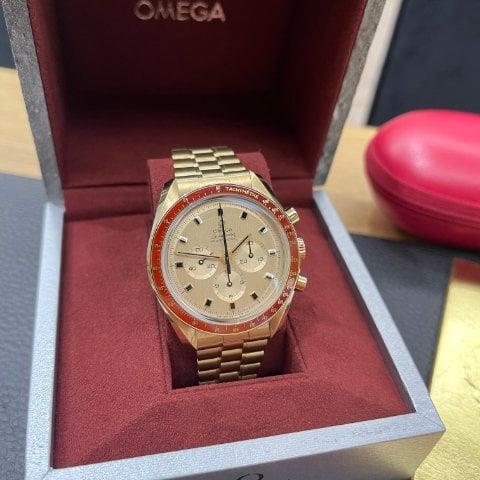 Omega Speedmaster Moonwatch 310.60.42.50.99.001 42mm Yellow gold Yellow