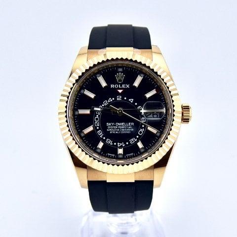 Rolex Sky-Dweller 326238 42mm Yellow gold Black